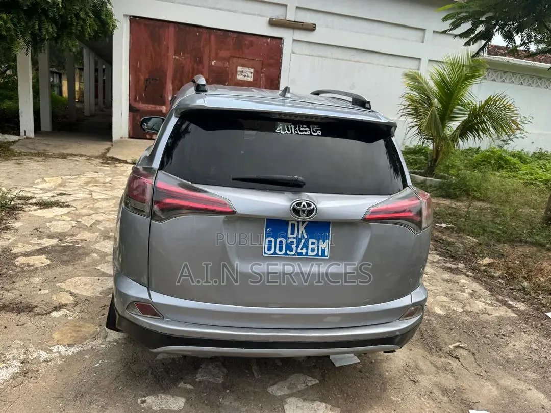 Toyota RAV4 2016 Gris
