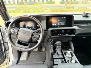 Toyota Land Cruiser Prado 2024 Blanc
