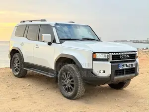 Toyota Land Cruiser Prado 2024 Blanc