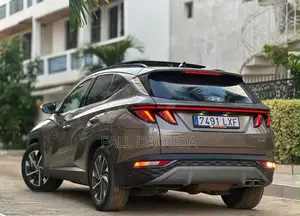 Hyundai Tucson 2022 Marron