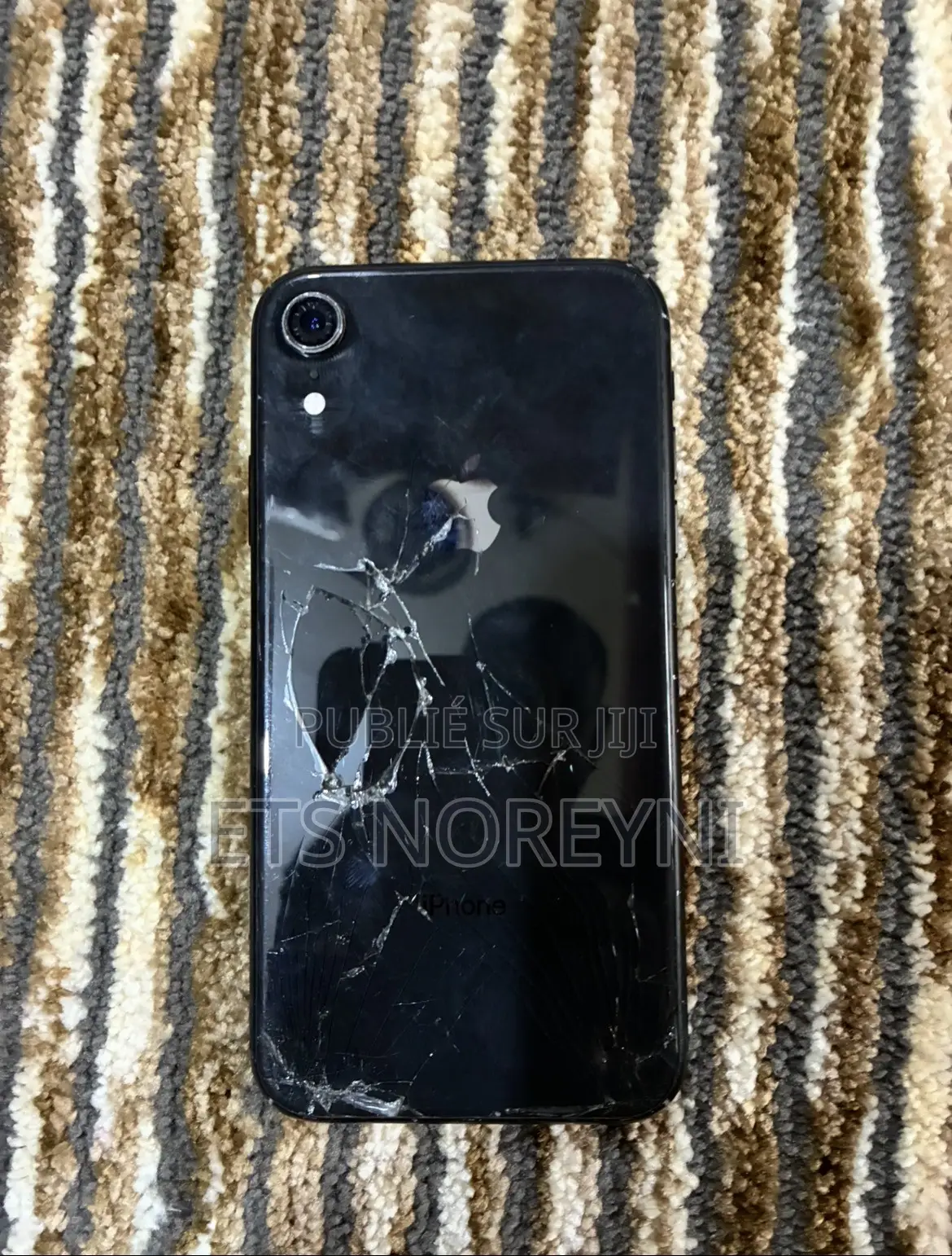 Apple iPhone XR 64 GB Noir