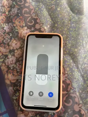 Apple iPhone XR 64 GB Noir