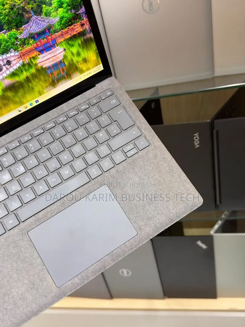 Nouveau Microsoft Surface Laptop 4 16GB AMD Ryzen 5 SSD 256GB