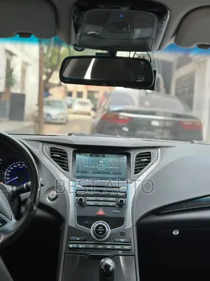 Hyundai Grandeur 2017 Gris