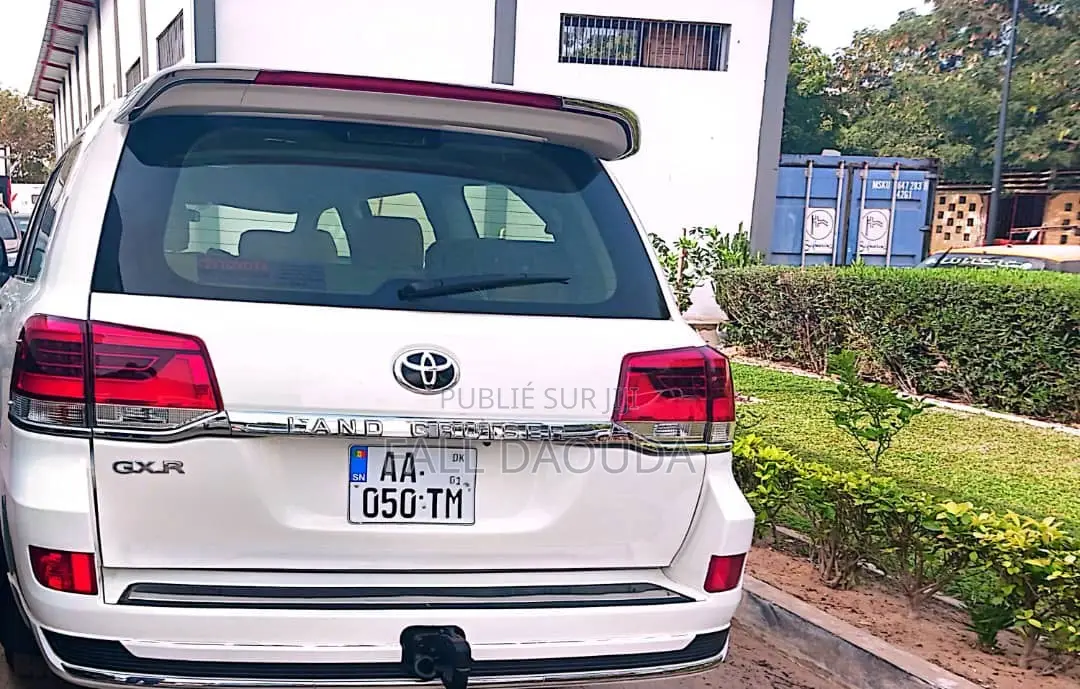 Toyota Land Cruiser Prado 2024 Blanc