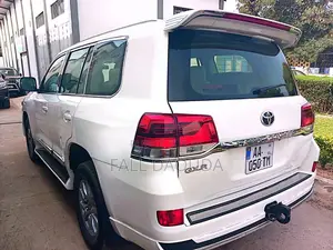 Toyota Land Cruiser Prado 2024 Blanc