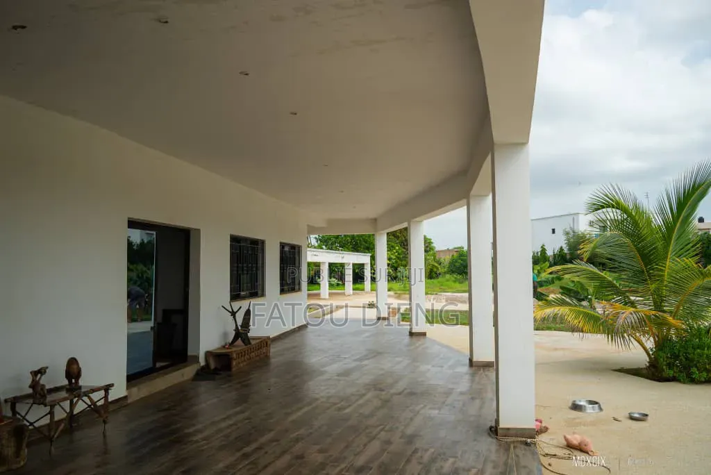 Meublé 4chbre Villa dans Sindia à Vendre
