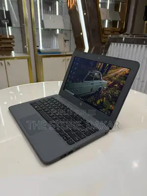 Nouveau Ordinateur portable HP Stream 11 4GB Intel Pentium SSD 72GB