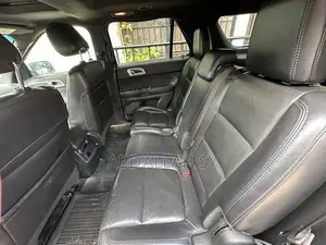Ford Explorer XLT 4dr 4x4 (3.5L 6cyl 6A) 2012 Noir