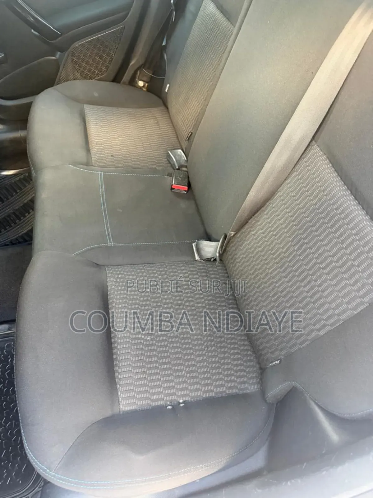 Peugeot 208 2015 Gris