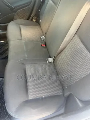 Peugeot 208 2015 Gris