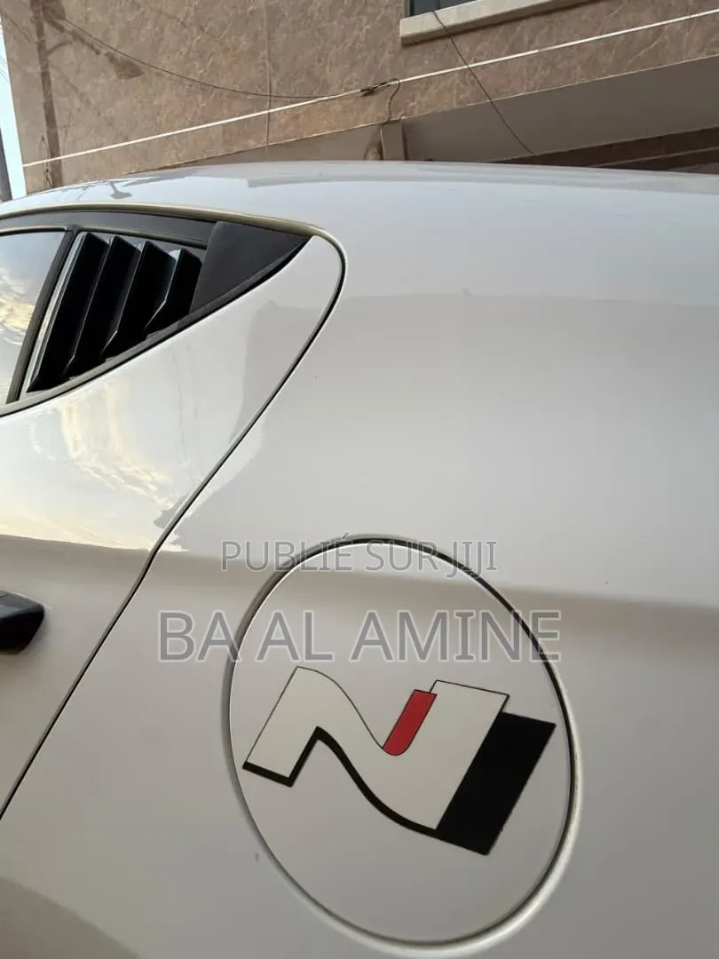 Hyundai Avante 2016 Blanc