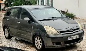 Toyota Verso 2014 Gris