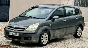 Toyota Verso 2014 Gris