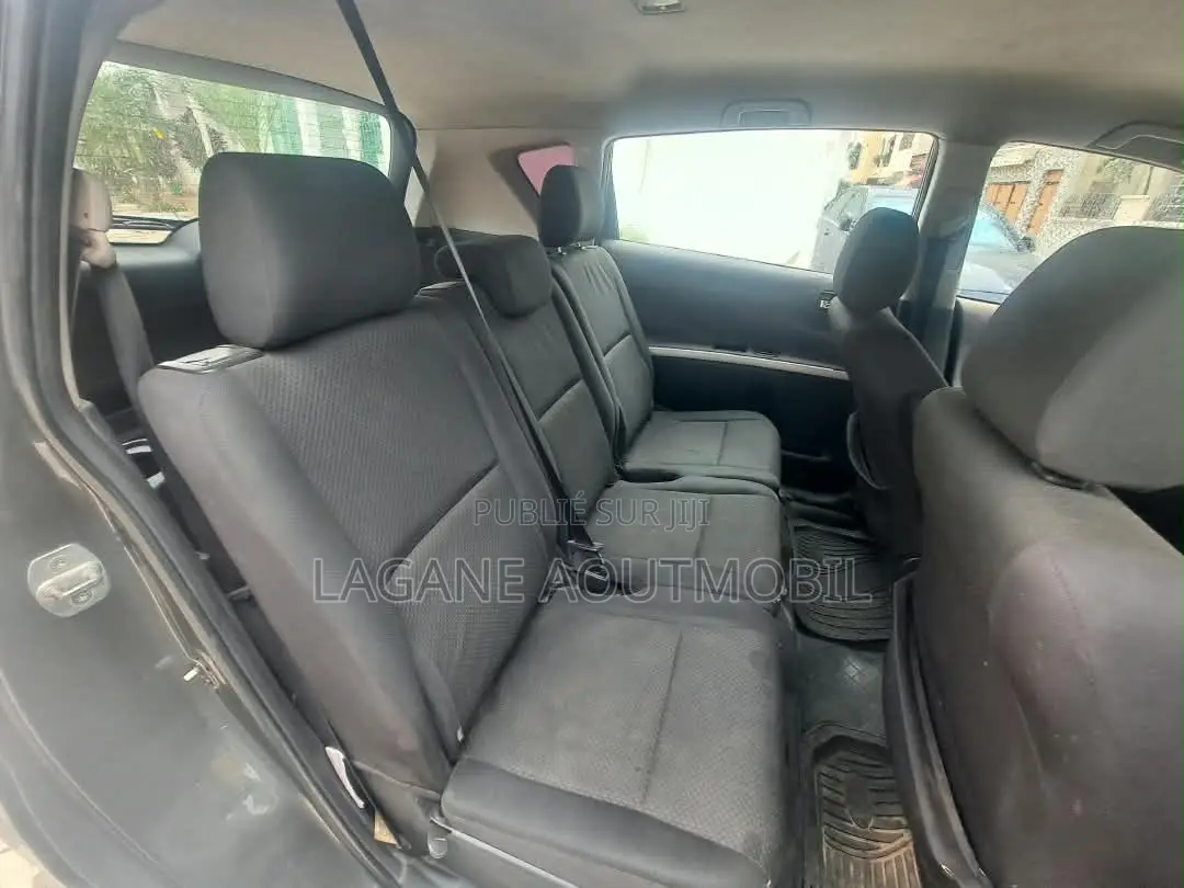 Toyota Verso 2014 Gris