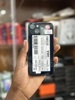 Nouveau Apple iPhone 13 128 GB Noir