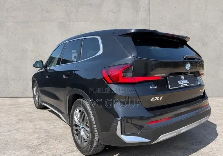 BMW iX 2023 Noir