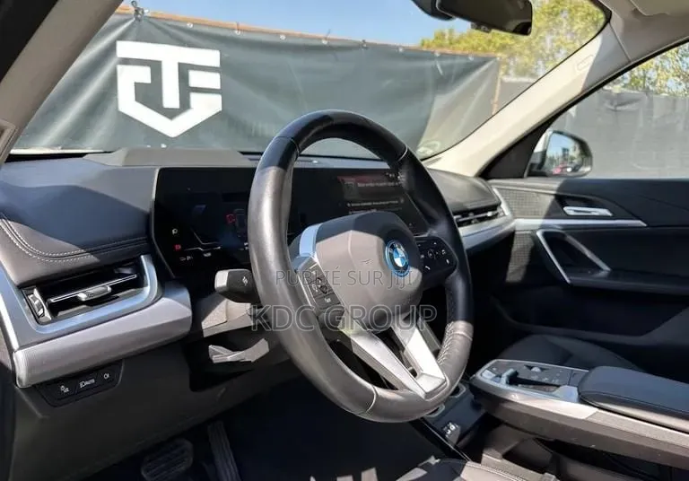 BMW iX 2023 Noir