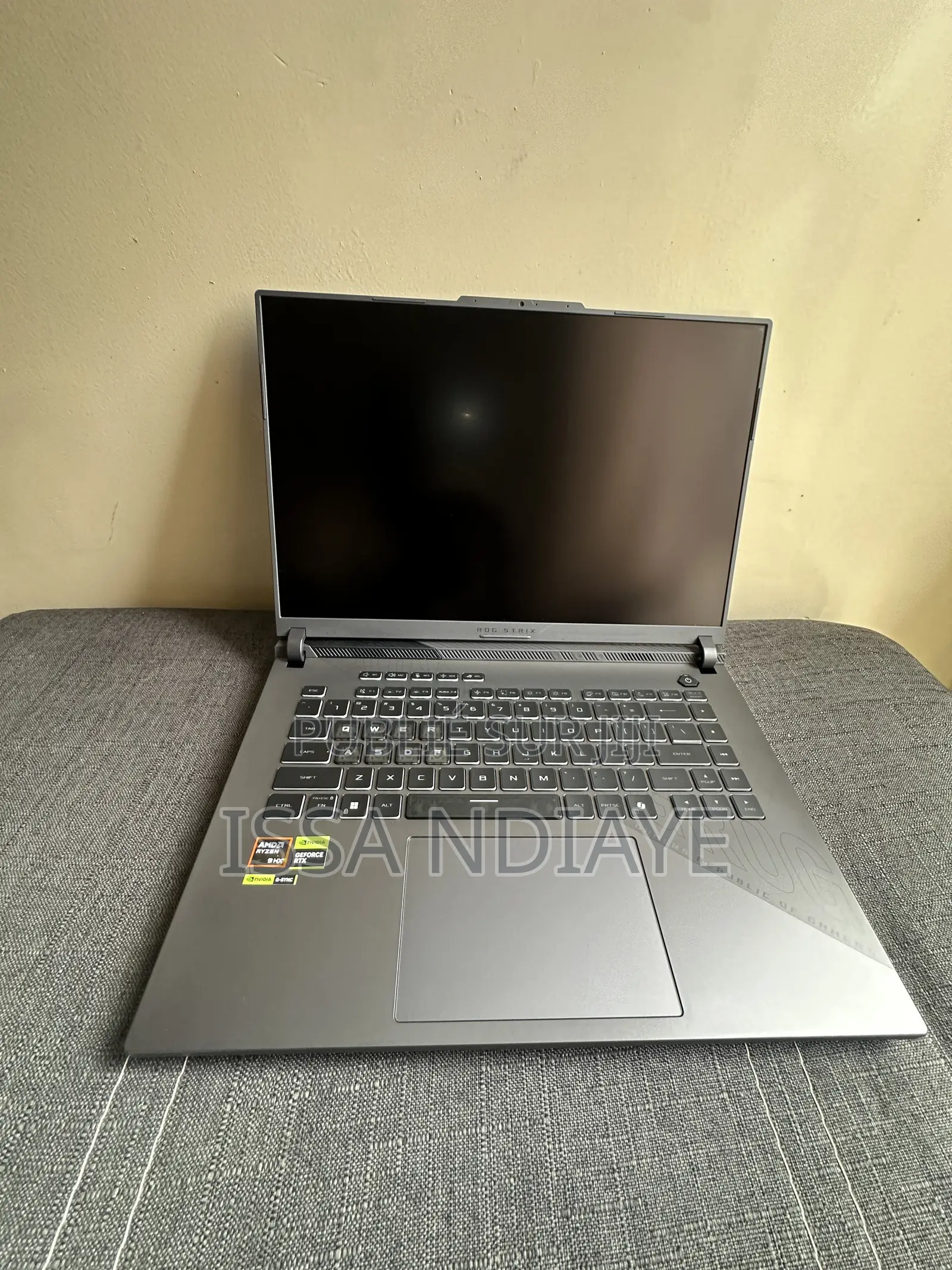 Nouveau Asus ROG Strix G16 G614 16GB AMD Ryzen 9 SSD 1T