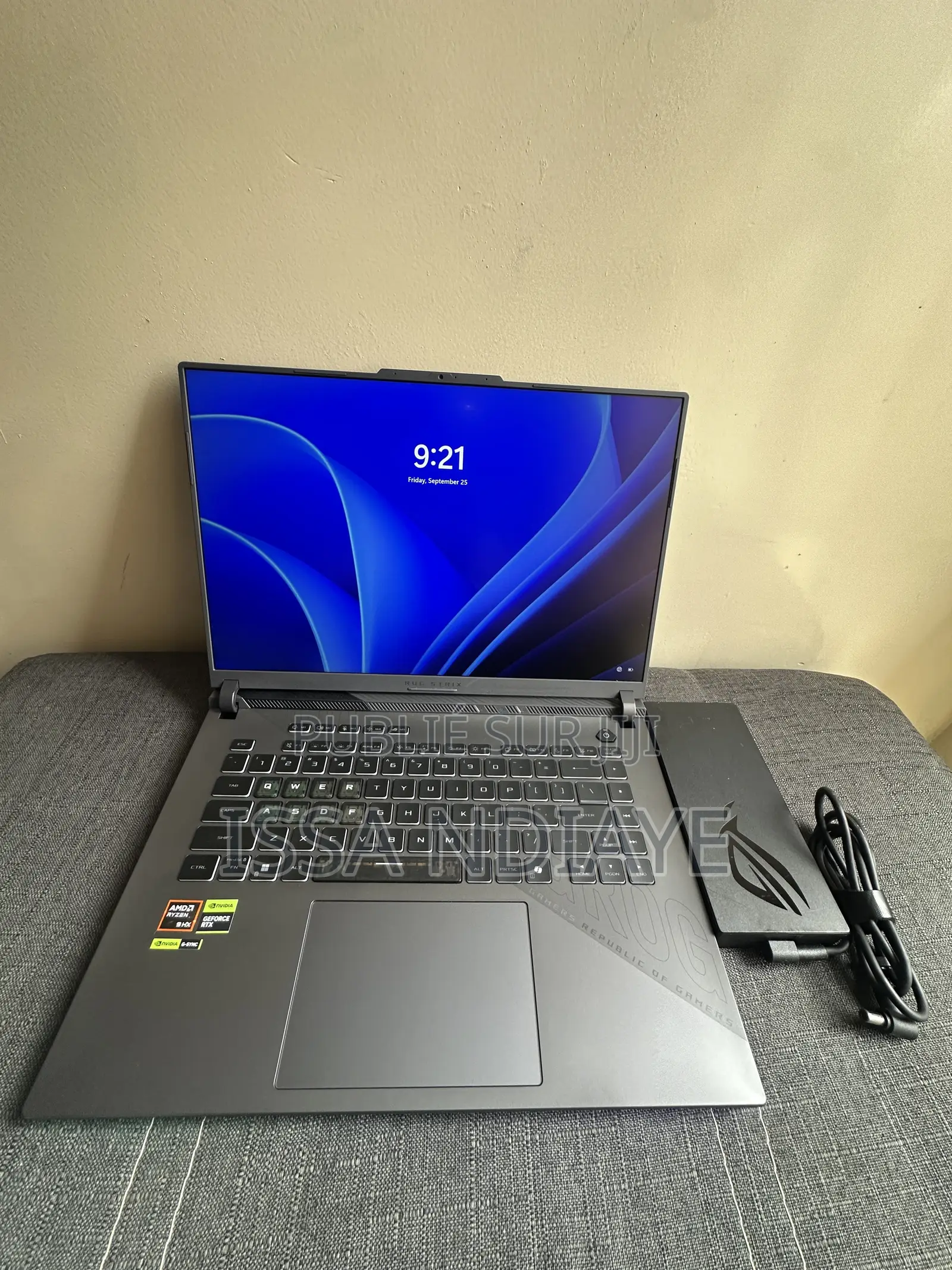 Nouveau Asus ROG Strix G16 G614 16GB AMD Ryzen 9 SSD 1T