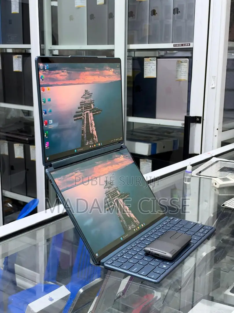 Nouveau Ordinateur portable Lenovo Yoga 9i 16GB Intel Core i7 SSD 1T
