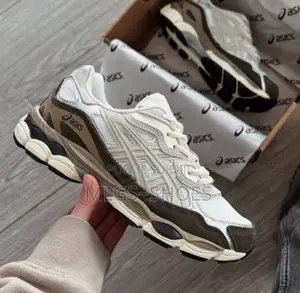 Asics Gel Marron