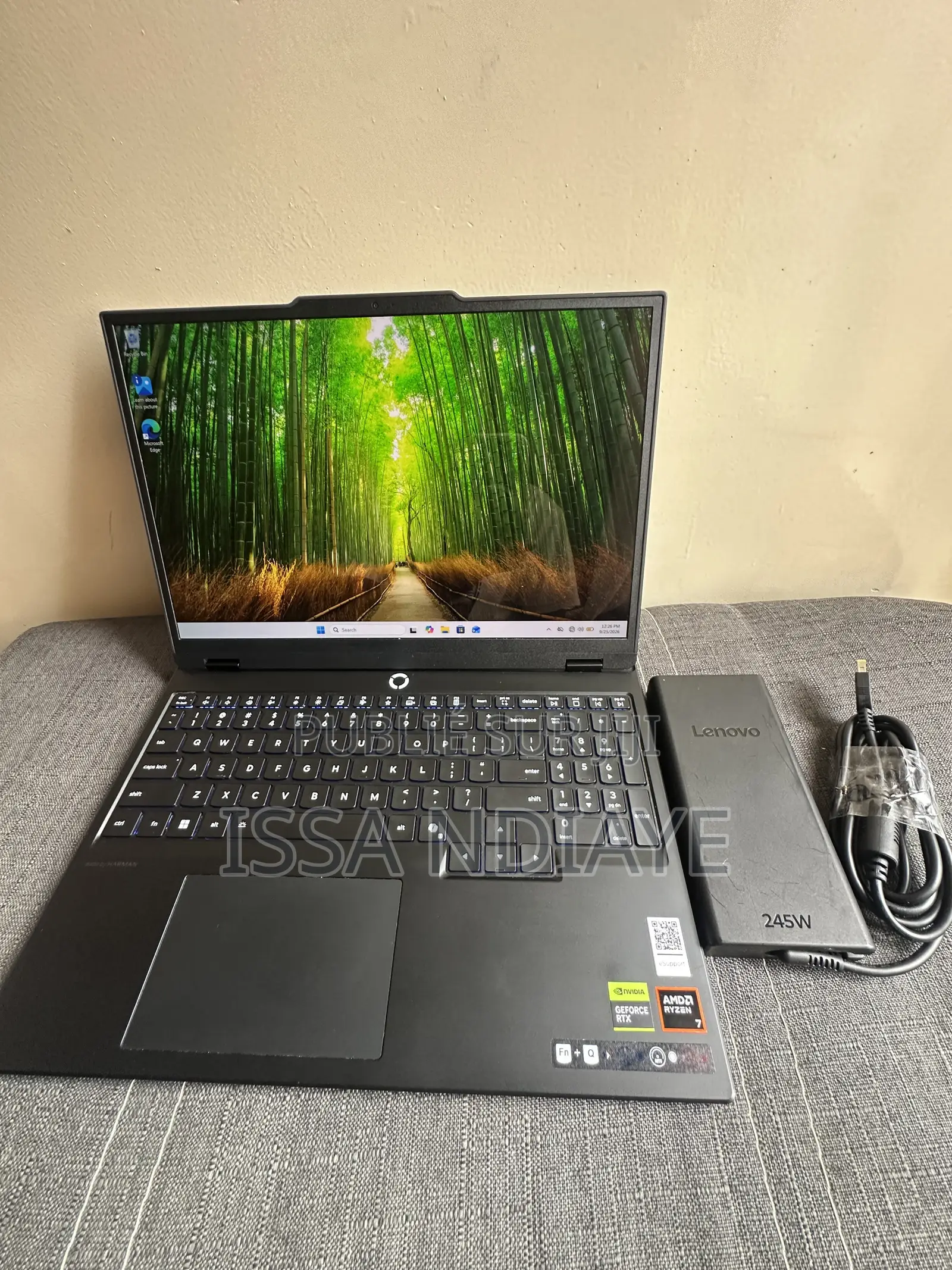 Nouveau Ordinateur portable Lenovo Legion 5 16GB AMD Ryzen 7 SSD 16 GB