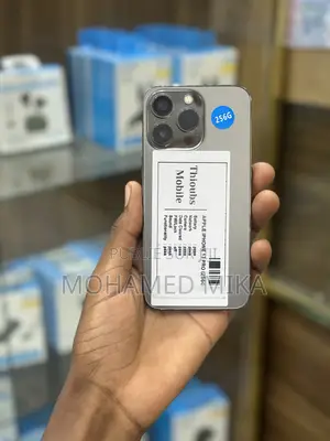 Nouveau Apple iPhone 13 Pro 256 GB Noir