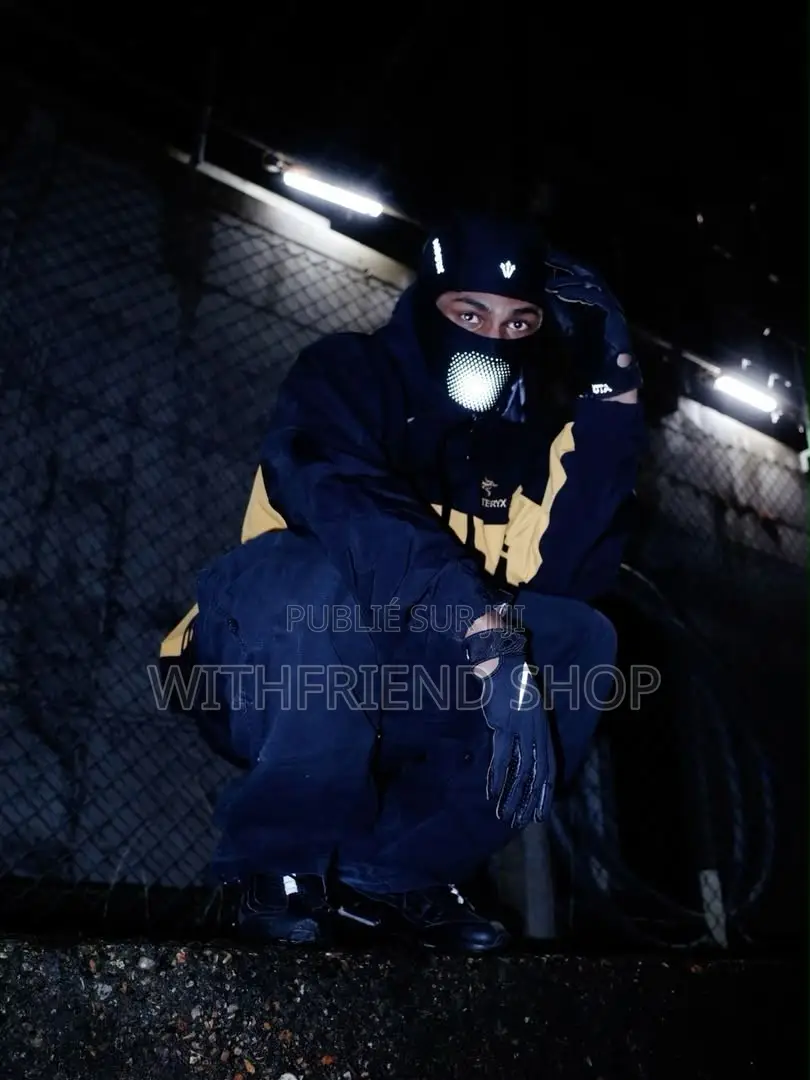 Cagoule NOCTA – Noire, Logo Réfléchissant