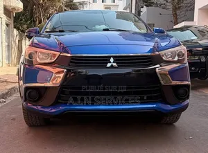 Mitsubishi Outlander 2017 Bleu
