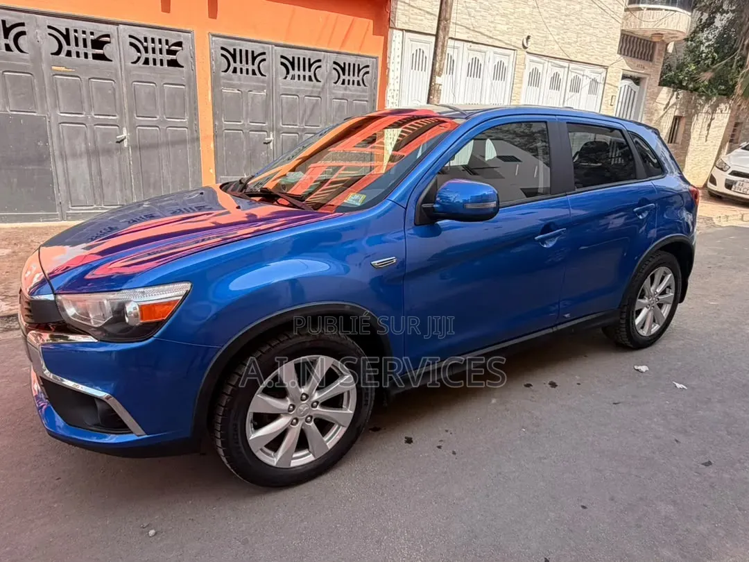 Mitsubishi Outlander 2017 Bleu