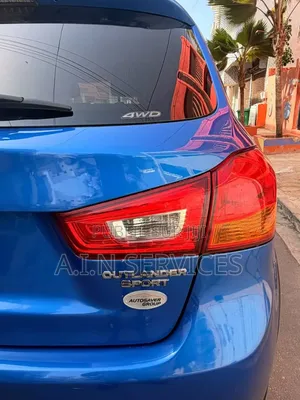 Mitsubishi Outlander 2017 Bleu