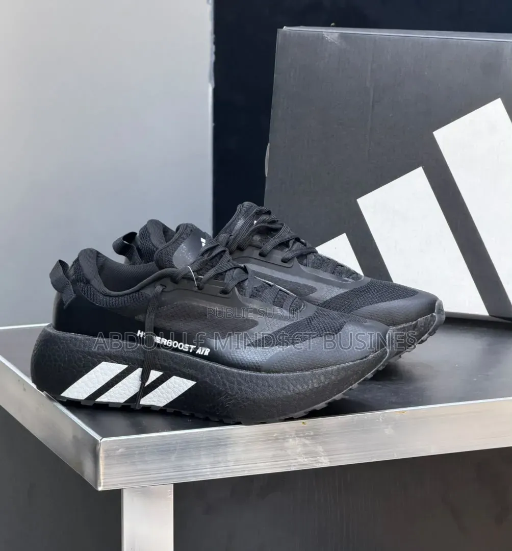 Adidas Hyperboost ATR Noir Disponible