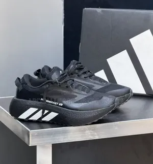 Adidas Hyperboost ATR Noir Disponible