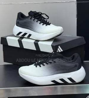 Adidas Hyperboost ATR Blanc Disponible