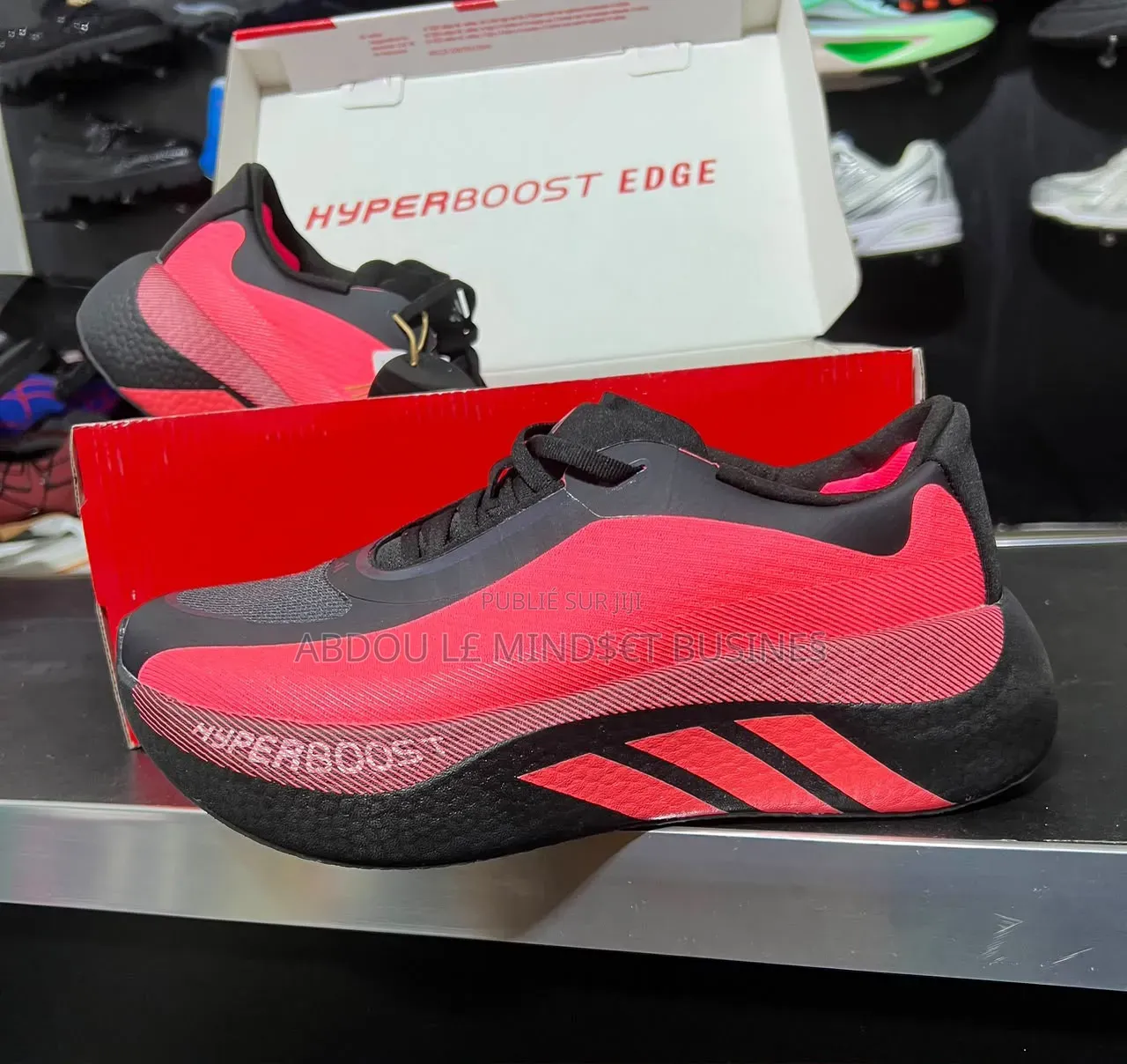 Adidas Hyperboost ATR Rouge-Noir Disponible