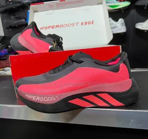Adidas Hyperboost ATR Rouge-Noir Disponible