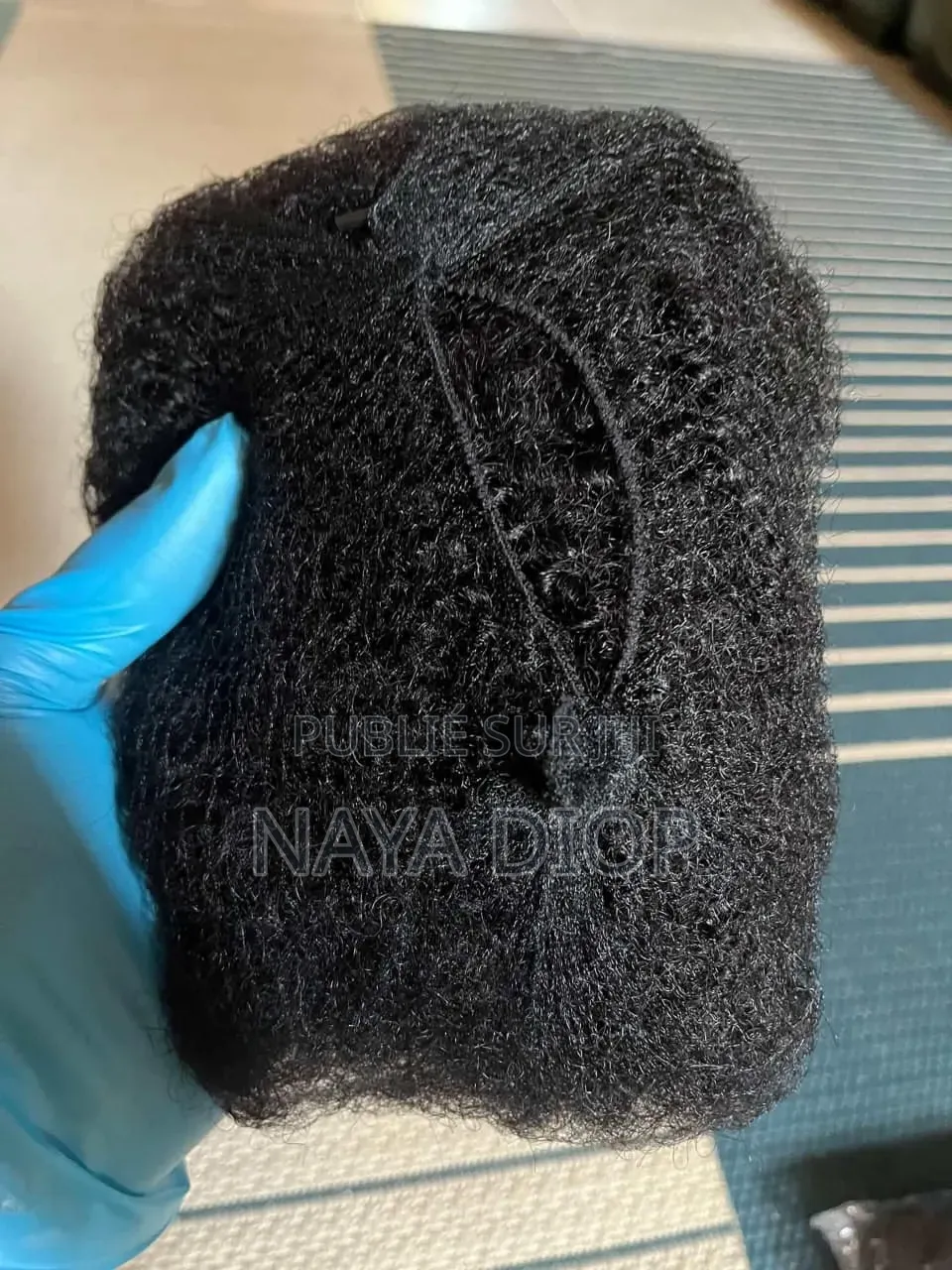 Cheuveux Kinky 100% Naturels Pour Sublimer Nos Reines