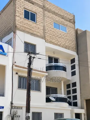 8chbre Maison de ville/terrasse dans Dieuppeul-Derklé à Vendre