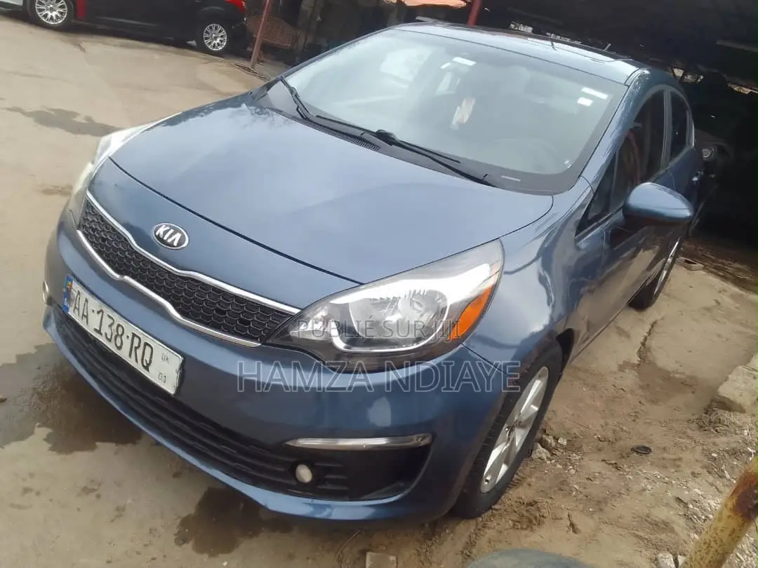 Kia Rio 2016 Gris