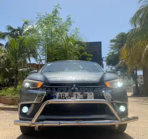 Mitsubishi Outlander 2018 Gris