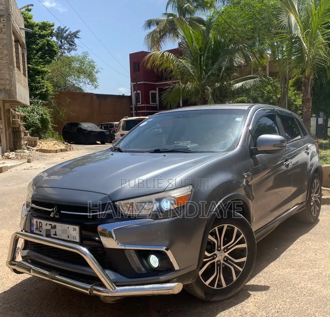 Mitsubishi Outlander 2018 Gris
