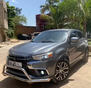 Mitsubishi Outlander 2018 Gris