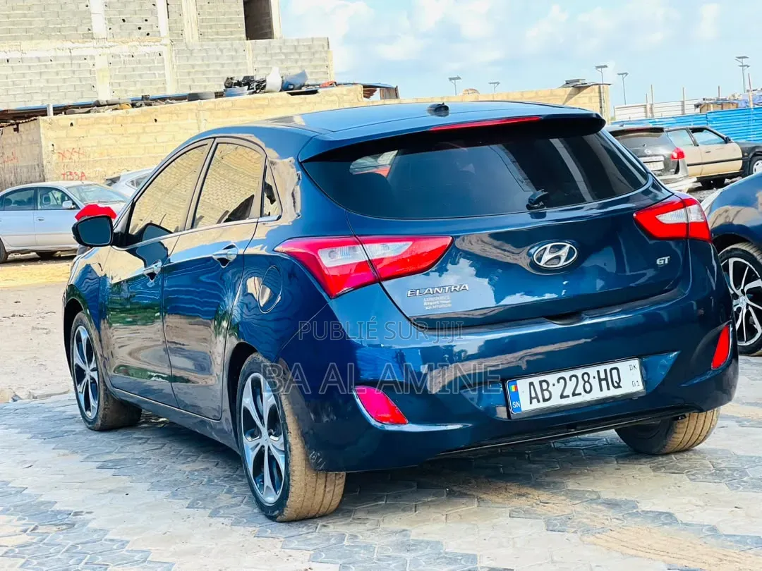 Hyundai Elantra 2013 Bleu