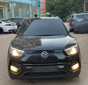 SsangYong Tivoli 2017 Noir