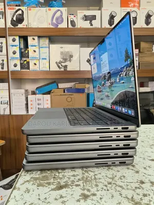 Nouveau Apple MacBook Pro 2021 M1 16GB Apple M1 Pro SSD 512GB