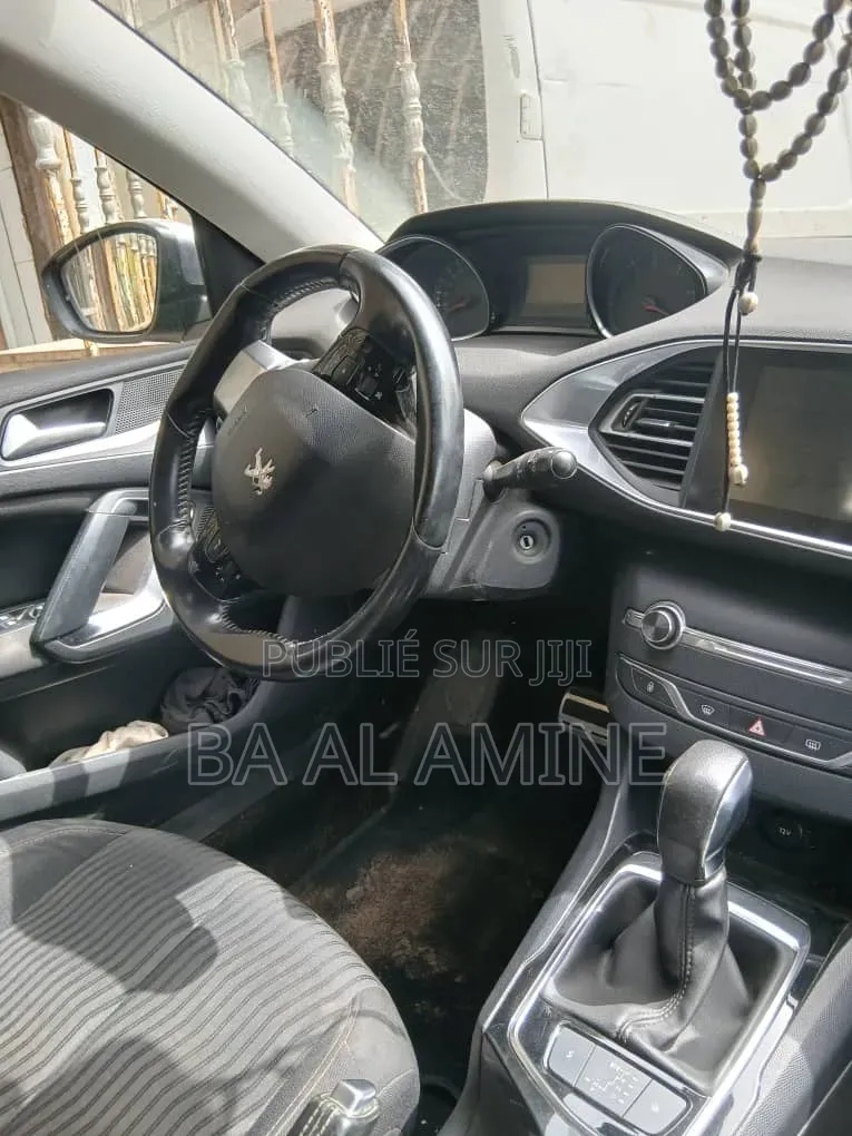 Peugeot 308 2017 Gris