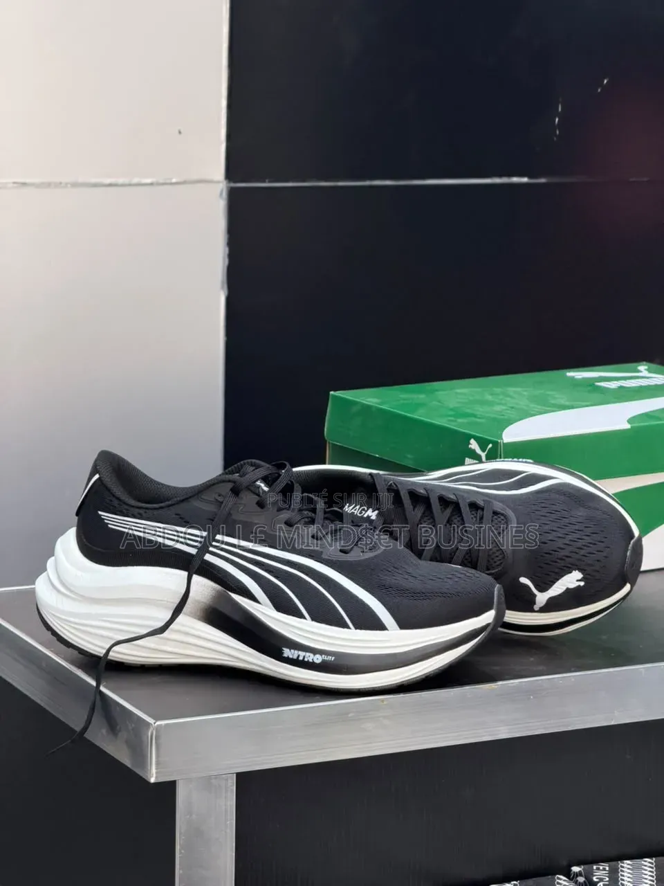 Puma Speed Noir-Blanc Disponible
