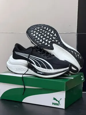 Puma Speed Noir-Blanc Disponible