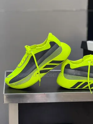 Adidas Hyperboost ATR Vert-Noir Disponible